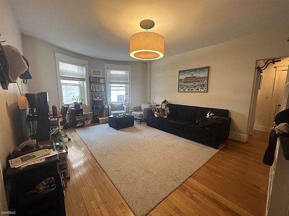 10D69E2B-A0EE-4922-8666-FE389985A554