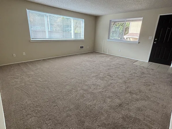 1624 S Kent Des Moines Road # Fl 2nd, Seattle, WA 98198
