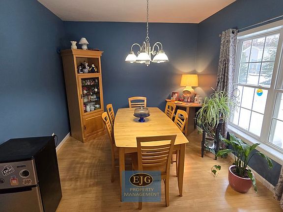 2nd image of 126 Pinecrest Rd