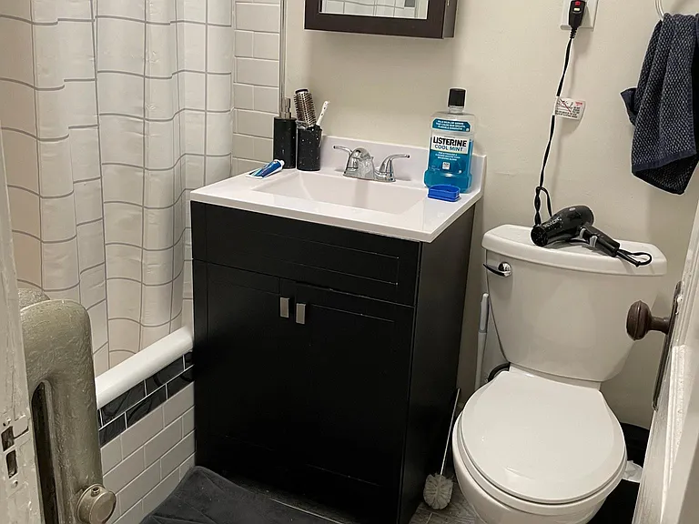 1054 W Lill Ave #3 — Photo 6