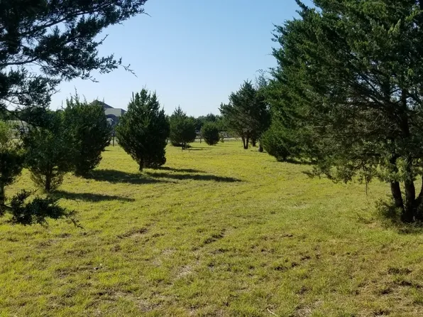 2324 N Sky Meadows Dr, Caddo Mills, TX 75135