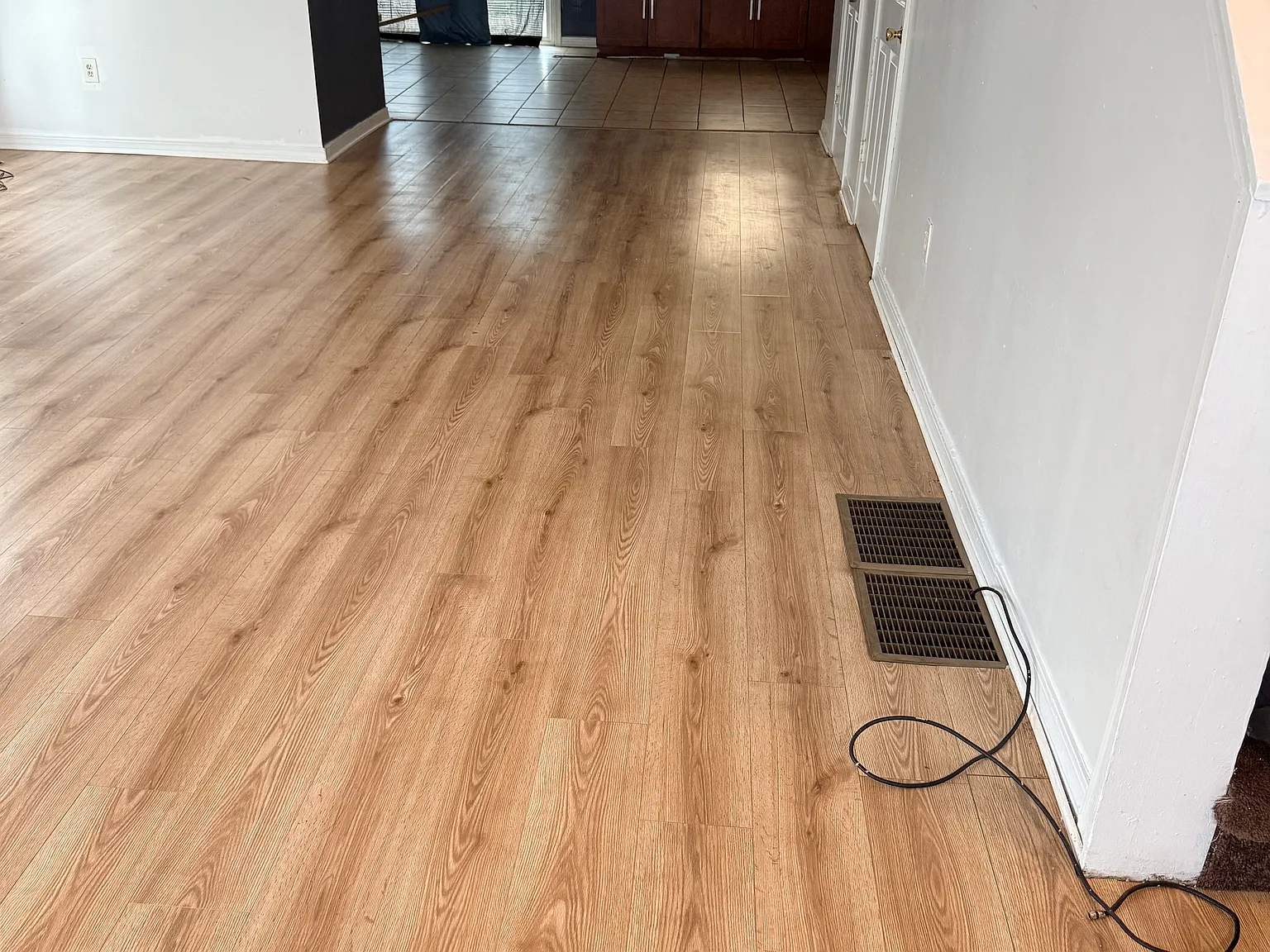 813 W 8th Street — Photo 4