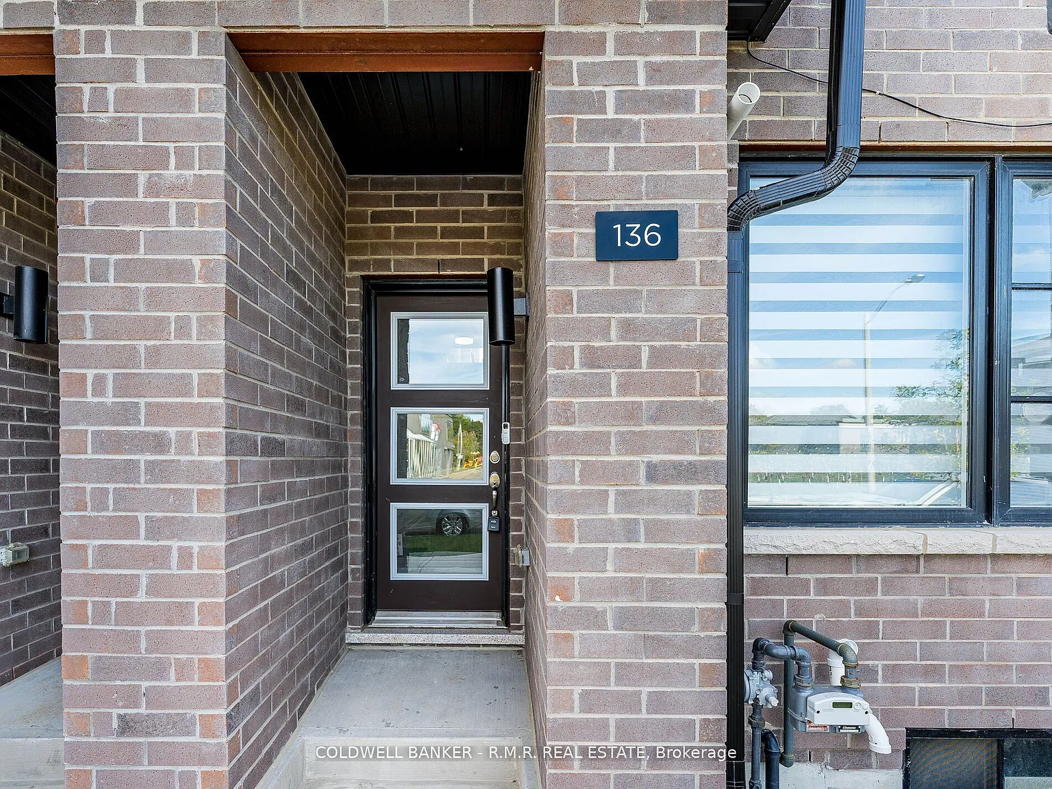 4 bed, $3,850 — Photo 4