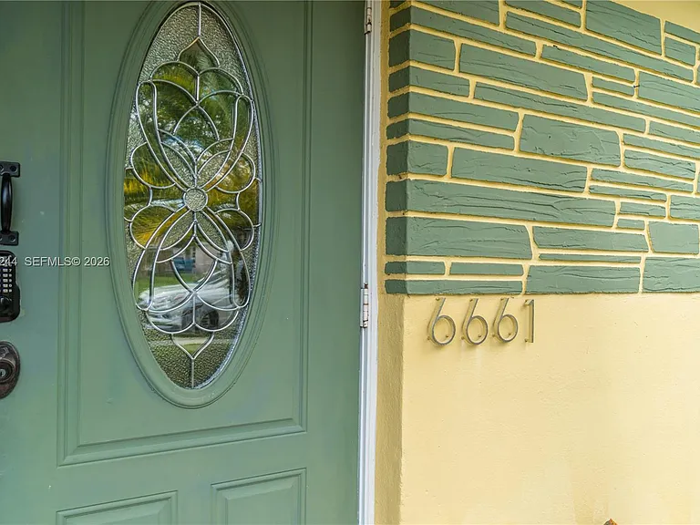 6661 Greene St — Photo 32