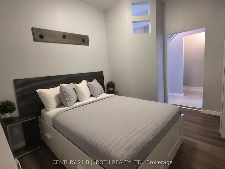 82 Albert St N #3 — Photo 12