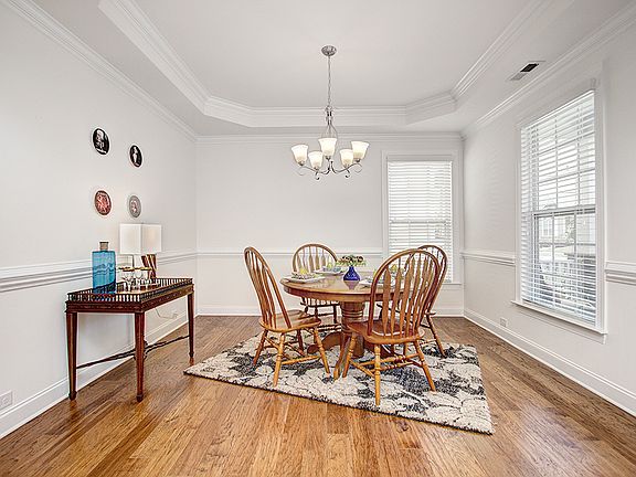 5th image of 10410 Royal Winchester Dr