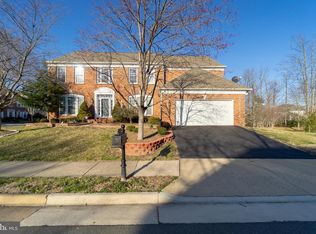8264 Native Violet Dr, Lorton, VA 22079