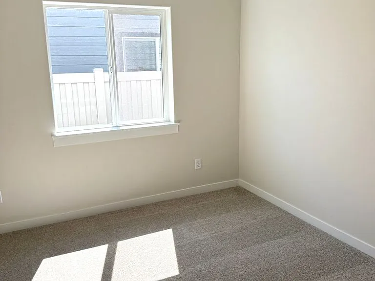 11121 Bluefield Dr — Photo 19