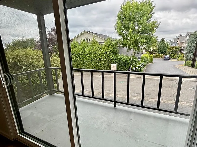 315 5th Ave S — Photo 22