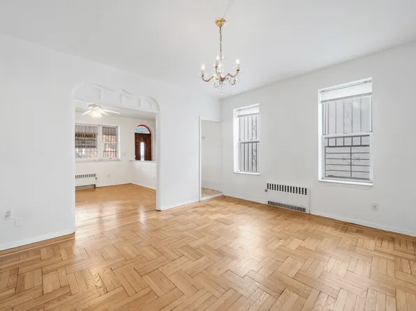 114 Terrace Place image 11 of 28