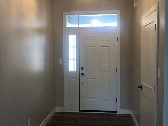2nd image of 1021 Ashfield Way