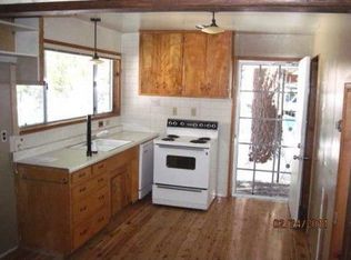 33459 Wild Cherry Dr, Green Valley Lake, CA 92341