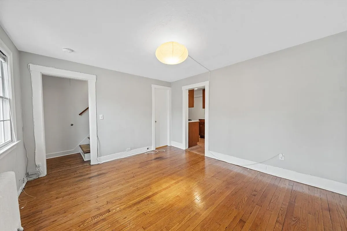 1 bed, 887 sqft, $3,500 — Photo 3