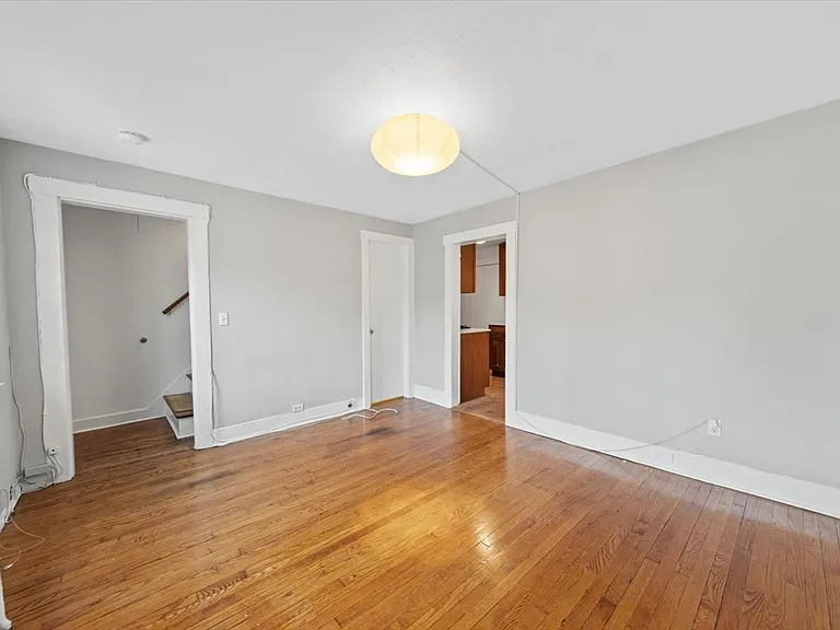 9 N Dearman St — Photo 3