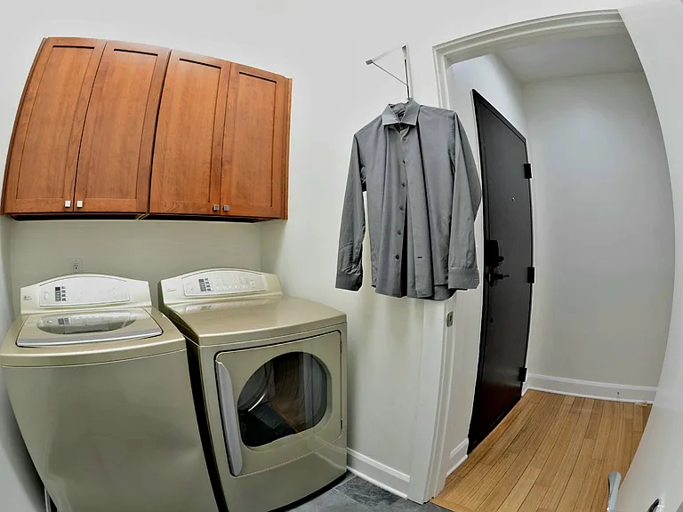 222 N East St #105 — Photo 22