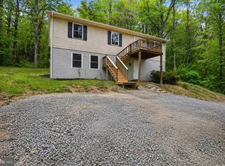 827 Greene Acres Rd S, Stanardsville, VA 22973