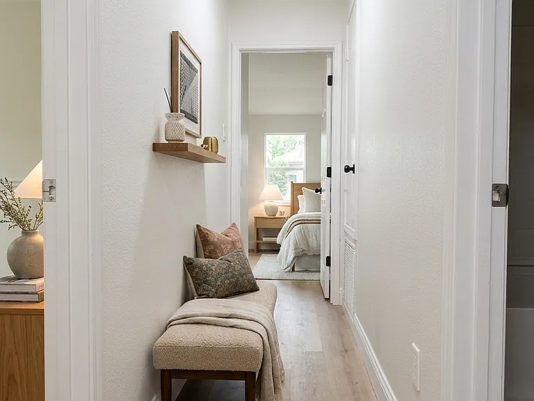 8111 Stowe Springs Ln — Photo 4