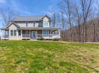 364 Larayne Hollow Rd, Sharps Chapel, TN 37866