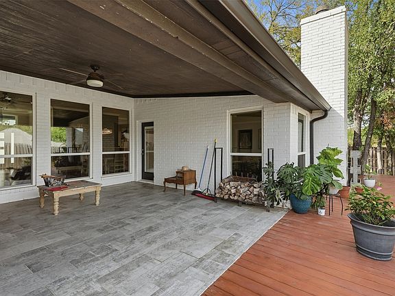 2nd image of 3901 Del Rio Ct