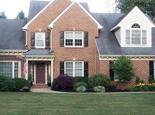 1114 Oakmont Dr, Lancaster, PA 17601