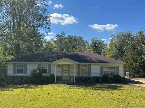 273 Hike Dr, Florence, AL 35633