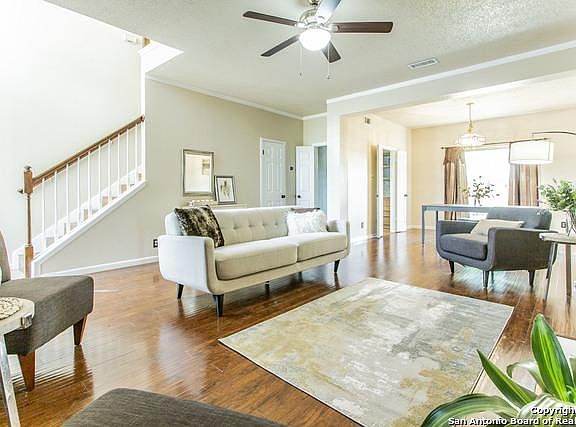 3rd image of 9590 Wicklow Dr