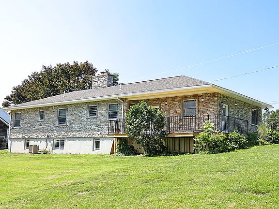 4th image of 27 Highland Rd