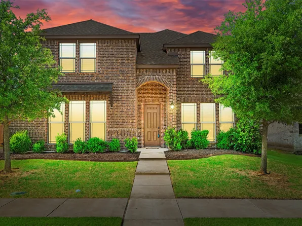 104 Laurel Oak Dr, Red Oak, TX 75154