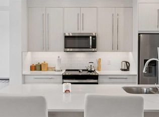 226 N Dawson Way, Chestermere, AB T1X 2R5