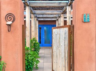 42 Alondra Rd, Santa Fe, NM 87508