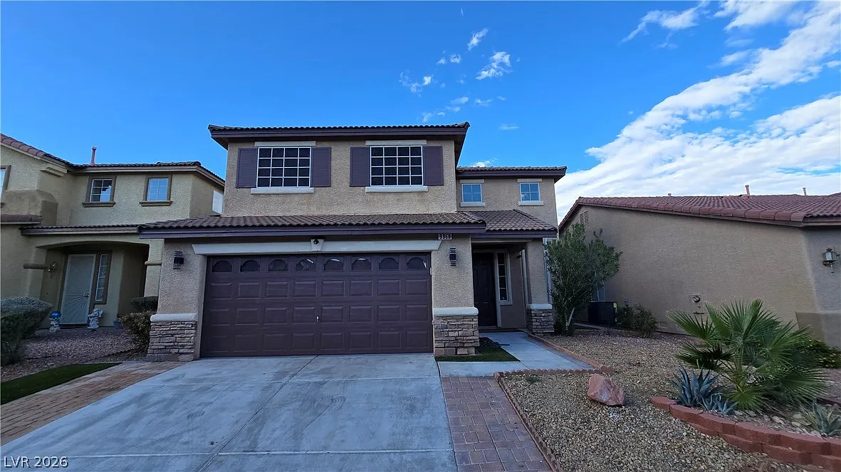 5 bed, 3.0 bath, 2454 sqft, $2,750 — Photo 1