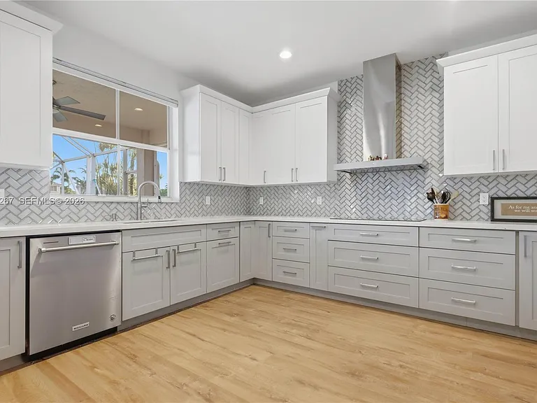 1419 Crossbill Ct — Photo 10