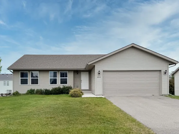 3018 Hiddengreen Dr, Belvidere, IL 61008