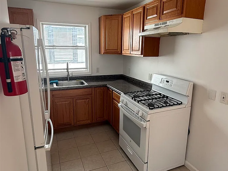 51 Godwin Ave #2 — Photo 4
