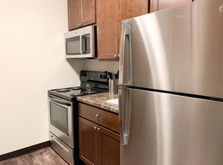 Ridge View Apartments, Saint Francis, WI 53235