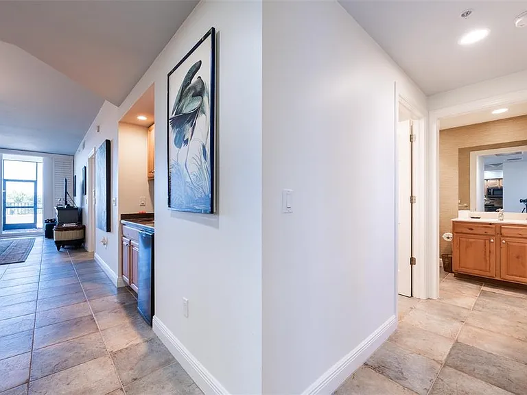 3313 Sunset Key Cir #104 — Photo 15