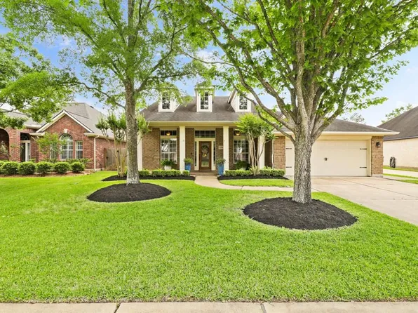 13718 Sherburn Manor Dr, Cypress, TX 77429