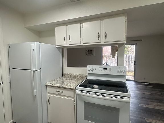 5th image of 745 E Lazon Dr APT 14