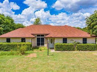 803 Rock Creek Ln, Red Oak, TX 75154