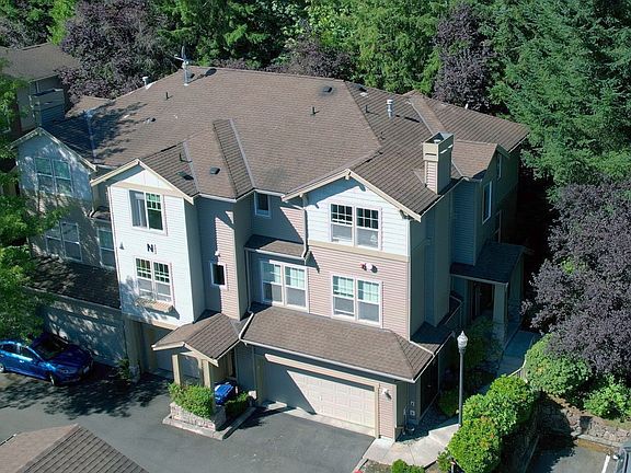 Arial view of the property>