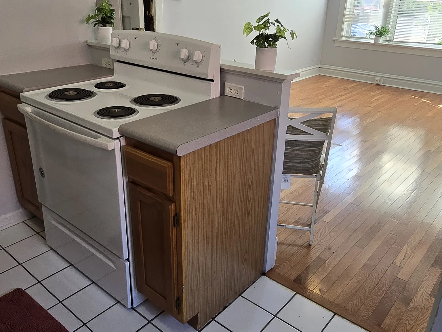 Studio, 450 sqft, $765 — Photo 4