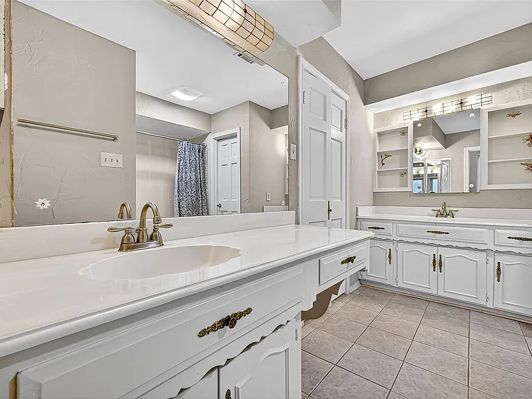 15068 Kimberley Ct — Photo 46