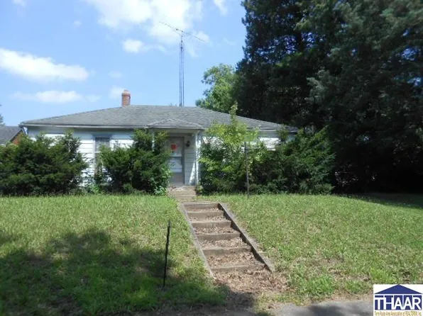 134 S 24th St, Terre Haute, IN 47803