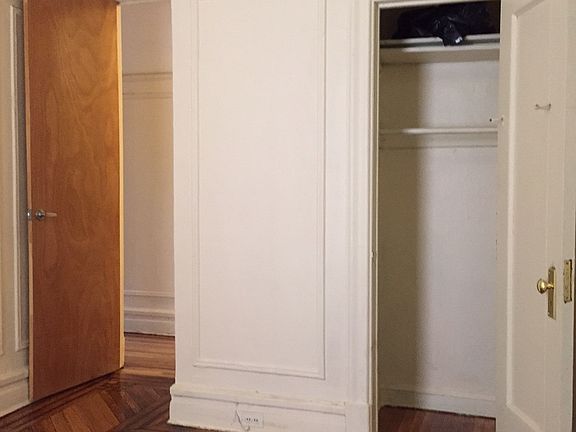3rd image of 352 Eastern Pkwy APT 4N