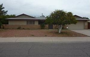 1st image of 5918 W Meadowbrook Ave