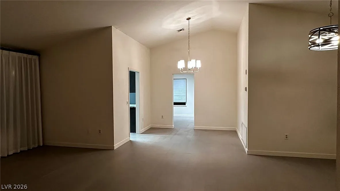 2 bed, 2.0 bath, 1354 sqft, $2,100 — Photo 4