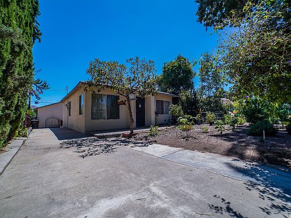 3rd image of 4227 Descanso Ave