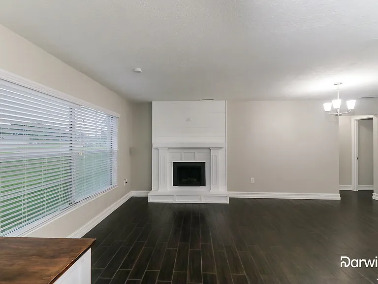 11183 Linden Dr — Photo 6