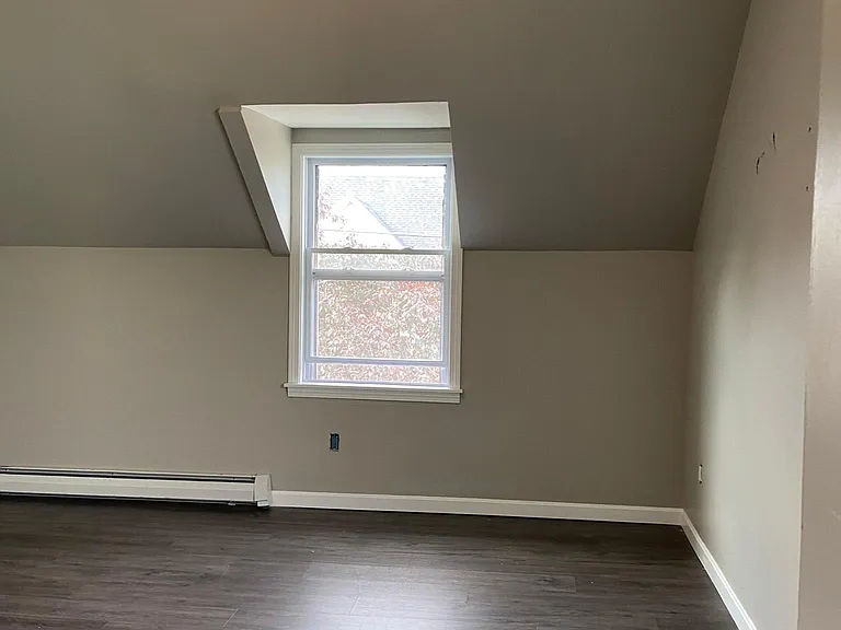 56 Clinton Ave #3 — Photo 9