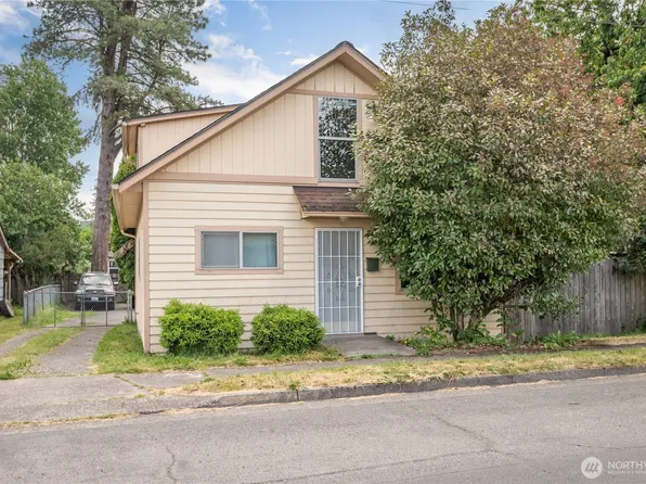 1306 Pacific Avenue S, Kelso, WA 98626